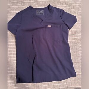 Figs navy scrub set size xs top s bottoms